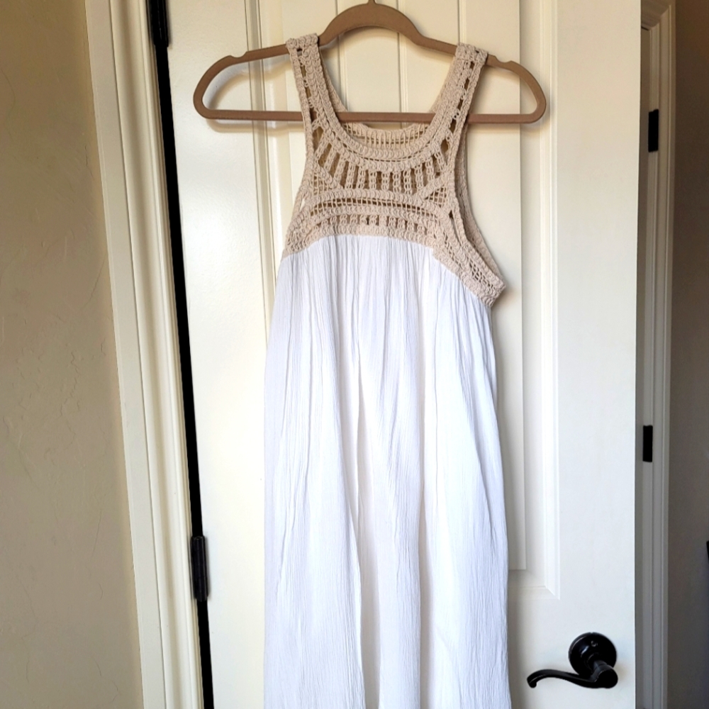 Gorgeous Chelsea & Violet Boho dress